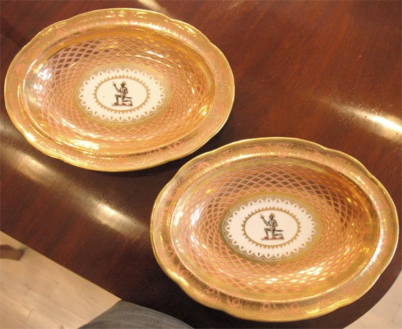Pair of Oval Dishes Made for the House of Newton For Sale 3